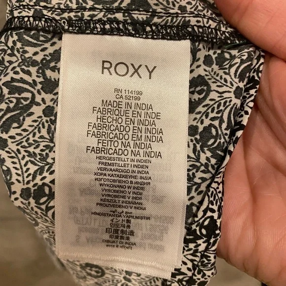 Roxy Dress with smocked back detail - Picture 6 of 12